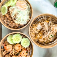 ข้าวผัดกระทะเหล็ก&ส้มตำพันละวัน  Coffee 1