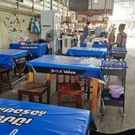 ส้มตำป้าหมอน (ศาลเจ้า)