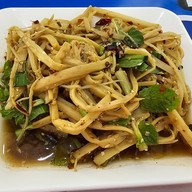 ส้มตำป้าหมอน (ศาลเจ้า)