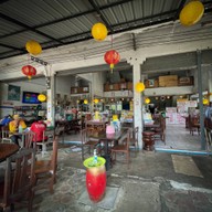ร้านอาหาร อ.สมจิตร