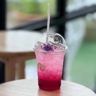 ลานไทรคาเฟ่
