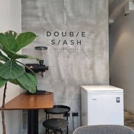 บรรยากาศ DOUBLE SLASH // COFFEE SPACE พระราม 8