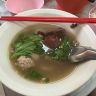 เกาเหลาเลือดหมู เจ๊ปุ๊ก วัดสุทัศน์ ซอย สระสรง