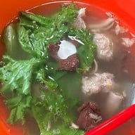 เกาเหลาเลือดหมู เจ๊ปุ๊ก วัดสุทัศน์ ซอย สระสรง