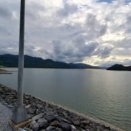 เขื่อนศรีนครินทร์