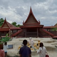 บ้านขุนช้าง