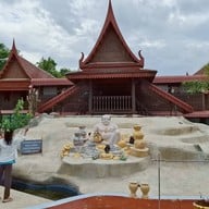 บ้านขุนช้าง