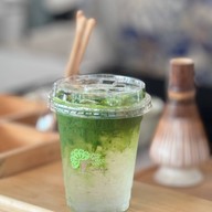 ลานไทรคาเฟ่