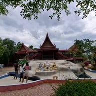 บ้านขุนช้าง