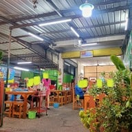 บรรยากาศ อาม่า หัวปลาหม้อไฟ