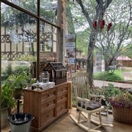 Grandma's Cafe สวนผึ้ง ราชบุรี