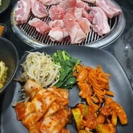 Nene BBQ รัชดาซอย 3