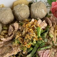 ข้าวกะเพรามั้ย ข้าวกะเตี๊ยว สาขา4