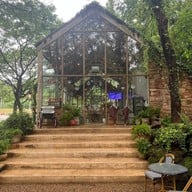 Grandma's Cafe สวนผึ้ง ราชบุรี