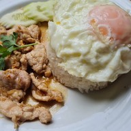 เมนูของร้าน Sit and wonder