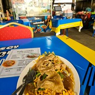 ฮาซันราดหน้ายอดผัก(เนื้อหมัก)