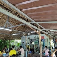 บรรยากาศ ก๋วยเตี๋ยวไม่มีชื่อ ตลิ่งชัน