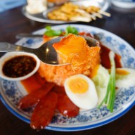 โอชา ก๋วยเตี๋ยวเรือ คลอง9