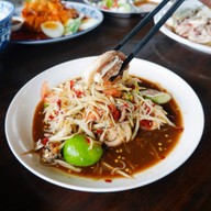 โอชา ก๋วยเตี๋ยวเรือ คลอง9