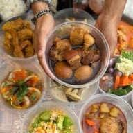 ครัววังทอง ข้าวแกง ตามสั่ง อาหารจานด่วน บางแก้ว