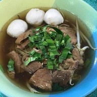 เจ๊เพ็ญหมูตุ๋น หนองแค สระบุรี