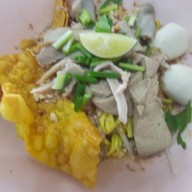 กิมท้อ นครปฐม ก๋วยเตี๋ยวต้มยำ