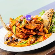 The Mae Klong Cafe and Restaurant (เดอะ แม่กลอง) -