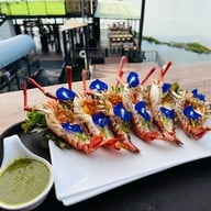 The Mae Klong Cafe and Restaurant (เดอะ แม่กลอง) -