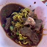 ก๋วยเตี๋ยวลุงเล็ก