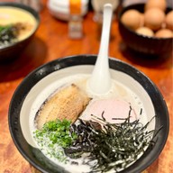 เมนูของร้าน โชชิน ราเมง -