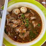 เมนูของร้าน ก๋วยเตี๋ยวหมูภูเขาไฟอุดมผล