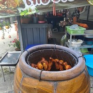 ส้มตำไก่อบโอ่ง เลียบคลองลำกอไผ่ ถ.เลียบคลองลำกอไผ่เขต ลาดกระบัง