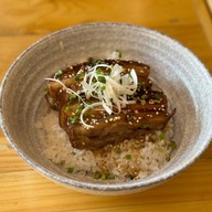 โอชิยะ ราเมง เทพคุณากร