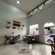 KOFLABO Cafe' and Bakery ตลาดปู่เจ้า