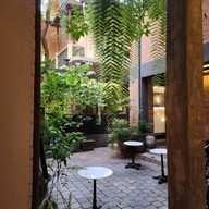 Hotel Noir