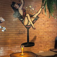 Junker And Bar -