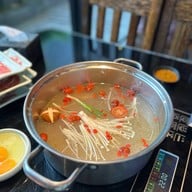 เหยี่ยน สุกี้หม้อไฟจีน สาขาศรีภวนารถ