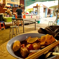 เย็นตาโฟฮ่องเต้ ศรีย่าน แยกร่วมจิตต์