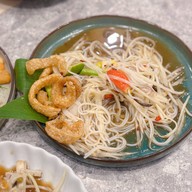 จัดจ้าน The Promenade