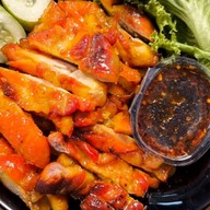 OK หมู-ไก่ อบโอ่ง หมูนุ่ม ไก่ฉ่ำ น้ำจิ้มสุดแซ่บ