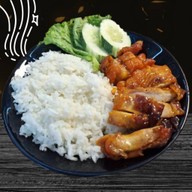 OK หมู-ไก่ อบโอ่ง หมูนุ่ม ไก่ฉ่ำ น้ำจิ้มสุดแซ่บ