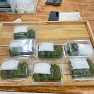 เมนูของร้าน ชูถิ่น ชูถิ่น 1 สี่แยกคอกวัว