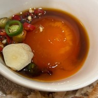 Kojung Beef x สยามกะเพราคาเฟ่ (สุขุมวิท 26) The Chapter Market (สุขุมวิท 26)