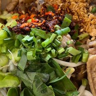 หมี่คลุก Victory พลีโน่รามอินทรา จตุโชติ