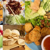 ยำและของทอด by โช๊ะเด๊ะ