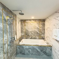 อรุณสาคร คอนโดหรู