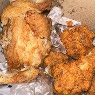 เมนูของร้าน KFC ไทยปรีดาปาร์ค