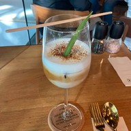 THE COFFEE ACADEMICS Velaa Sindhorn Village Langsuan