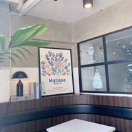 Grey Ray Cafe & More