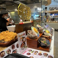 เล้งยกล้อ Central Food Hall